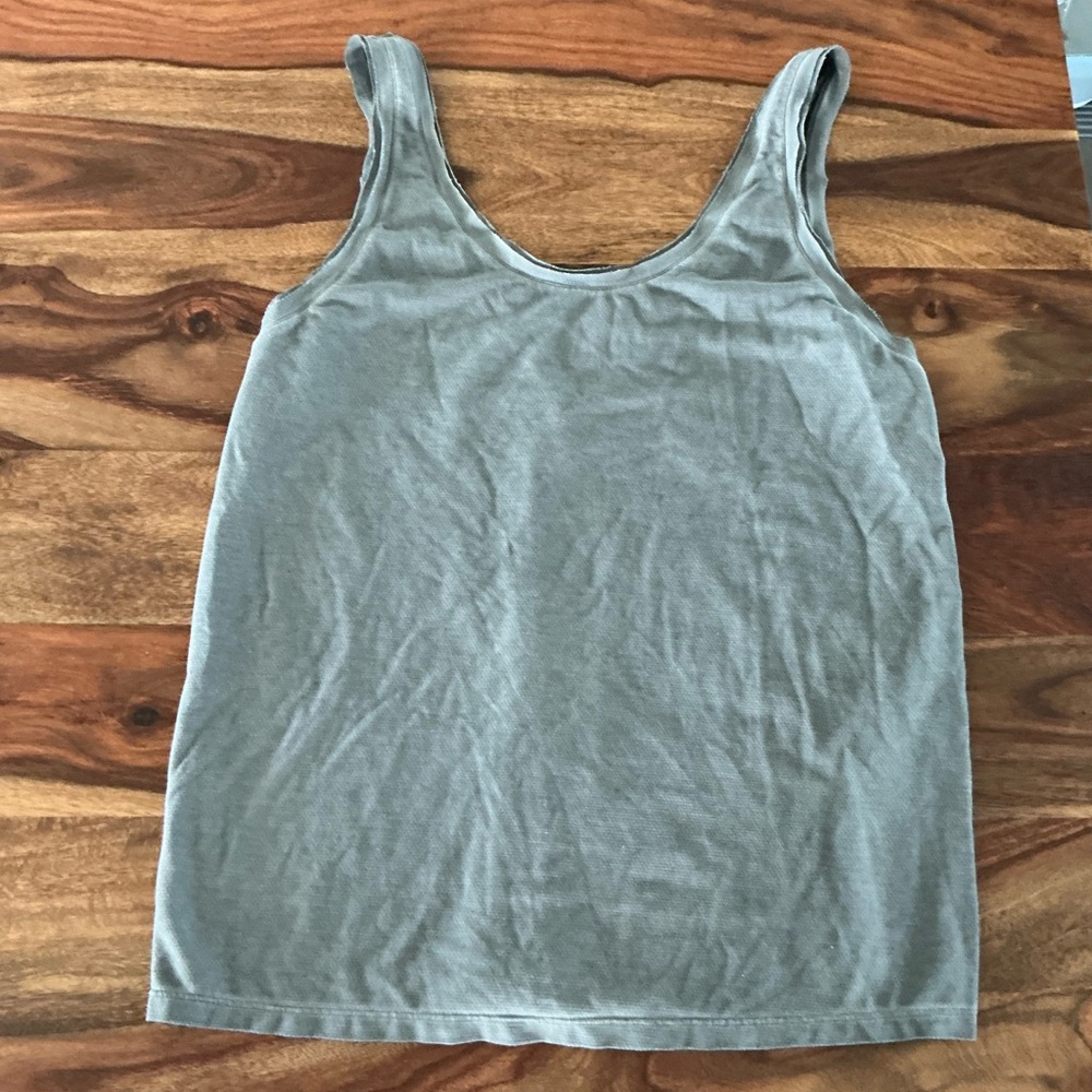 NWOT Nike Women’s Mesh DriFit Tank size Medium
